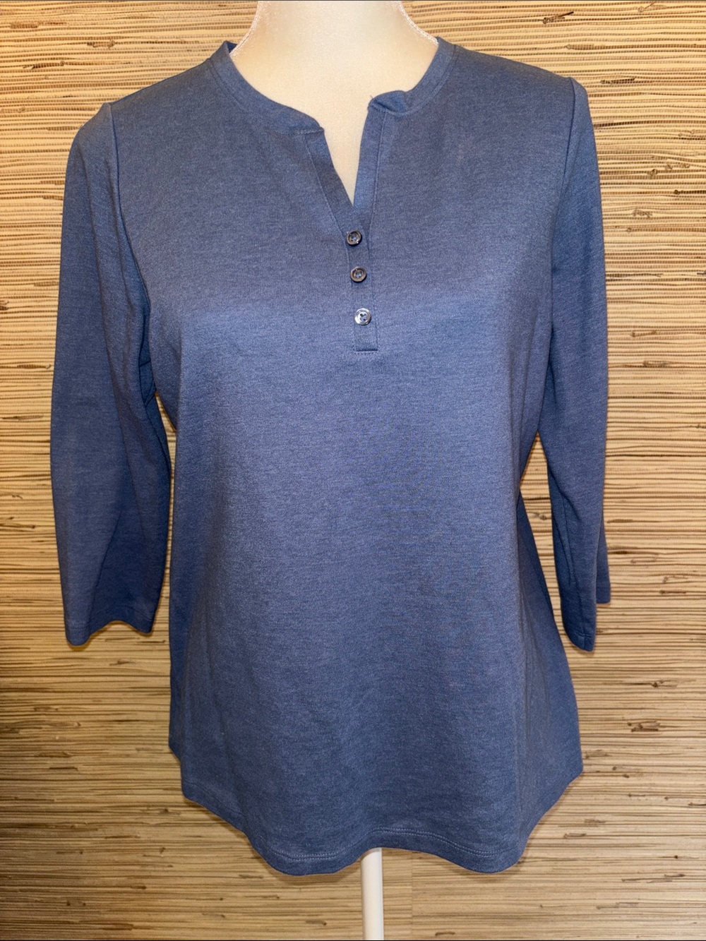 Kim Rogers perfectly soft Women's Blue Henley 3/4 Sleeve Top medium